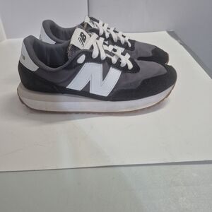 New Balance 237 Women Size10--Mens8.5 Black, Gray & White Retro Runner Sneakers
